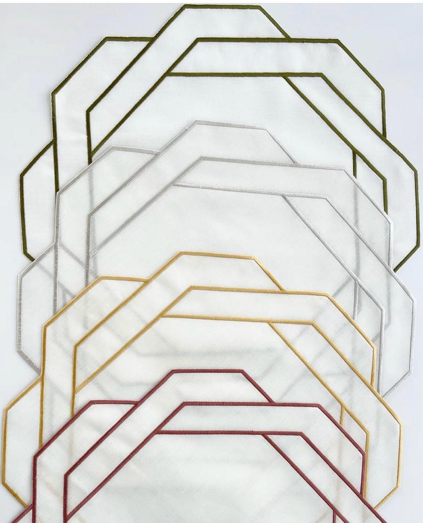 Plecamat - (Helen - Collection)