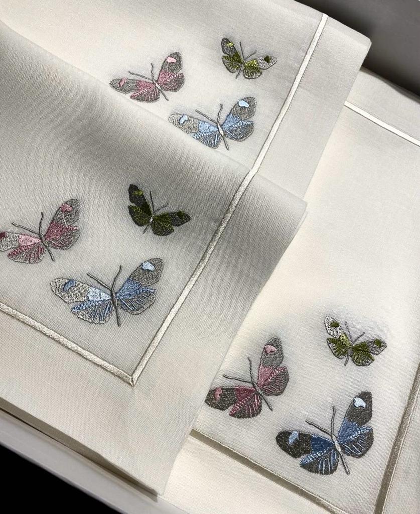 Placemats - Napkins - Duble Set (Triple Butterfly)