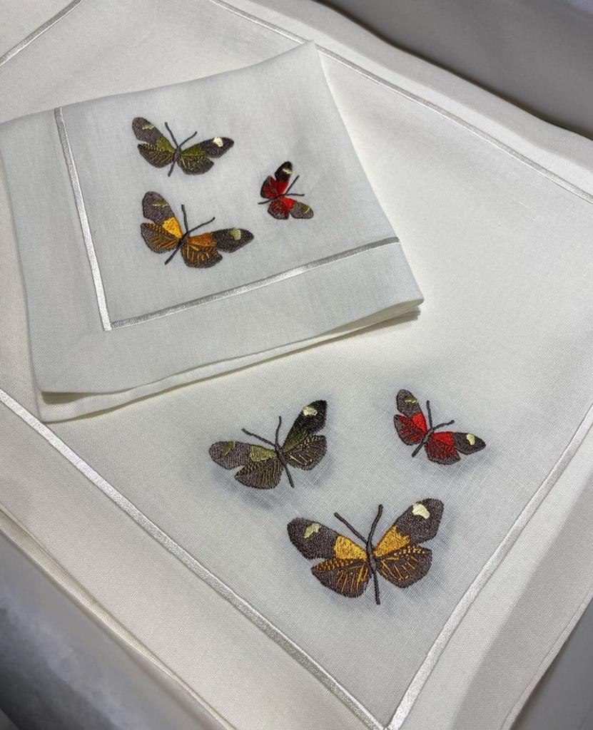 Coctail- Napkin- (Triple Butterfly)